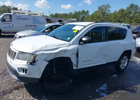 2014 Jeep Compass Sport из США, поврежденный, VIN 1C4NJDBB3ED567599